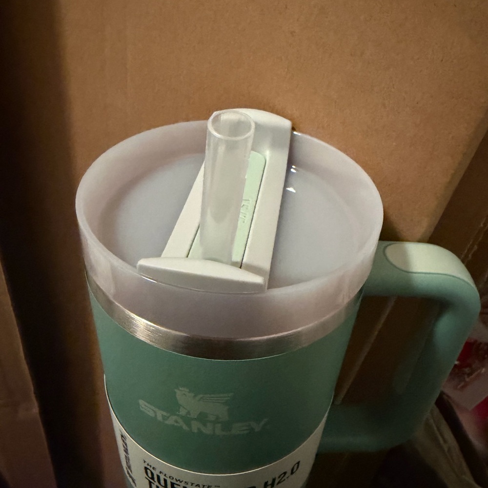 STANLEY 40 oz TUMBLER - NEW Adventure Quencher eucalyptus green cup - Picture 3 of 4